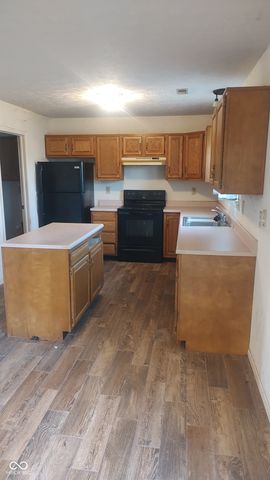 776 Shore View Drive, Franklin, IN 46131