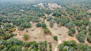 1089 County Road 120, Hallettsville, TX 77964