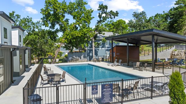 32 Bocote Drive 28, Reeds Spring, MO 65737