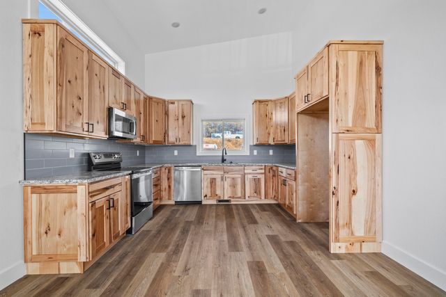 32 Bocote Drive 28, Reeds Spring, MO 65737