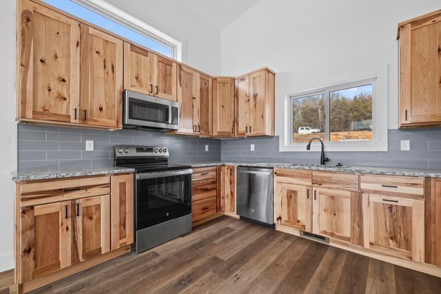 32 Bocote Drive 28, Reeds Spring, MO 65737