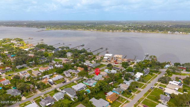 215 Woodland Avenue, Daytona Beach, FL 32118