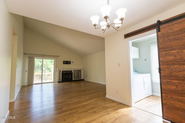 1145 Pebble Drive 1145, Bristol, VA 24201