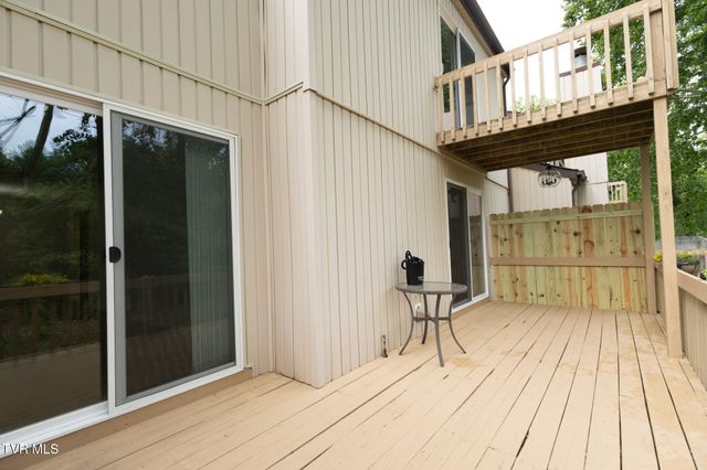 1145 Pebble Drive 1145, Bristol, VA 24201