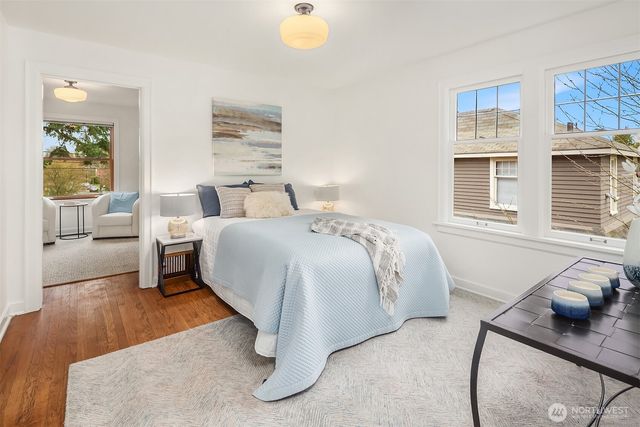 1216 NE 77th Street, Seattle, WA 98115