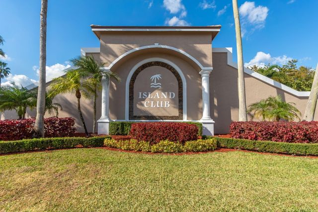 8250 Fresh Creek, West Palm Beach, FL 33411