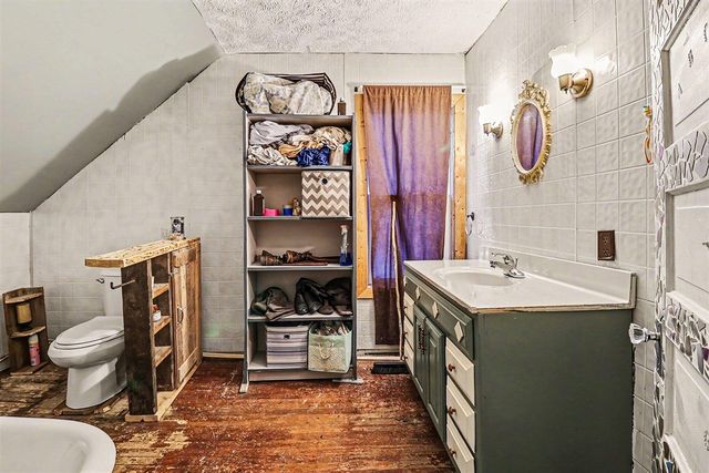 219 S Apple Street, Hart, MI 49420