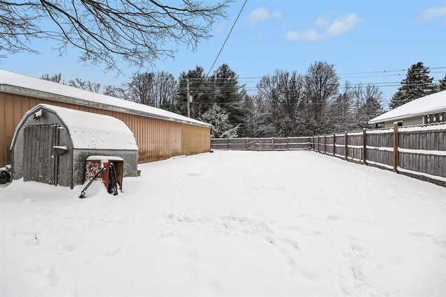 219 S Apple Street, Hart, MI 49420