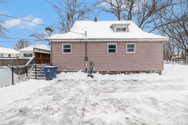 219 S Apple Street, Hart, MI 49420