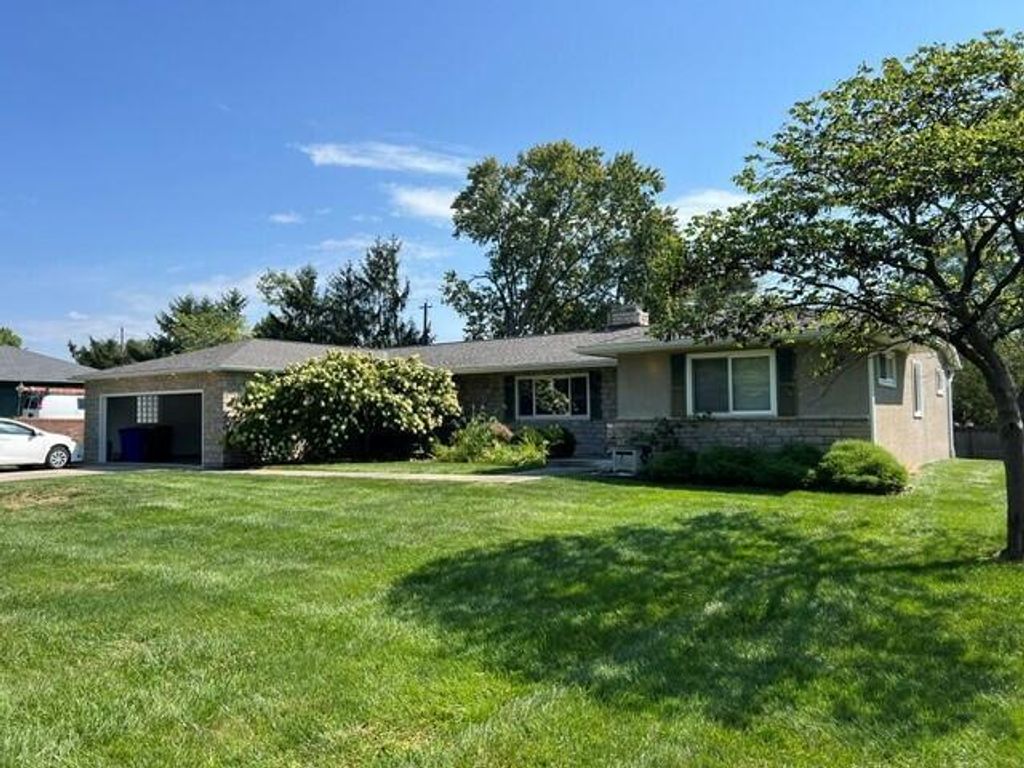 4000 Ritamarie Drive, Columbus, OH 43220