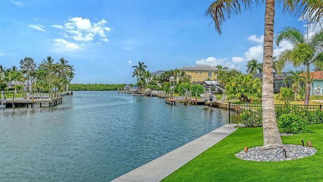 711 OLD COMPASS ROAD, Longboat Key, FL 34228