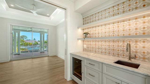 711 OLD COMPASS ROAD, Longboat Key, FL 34228