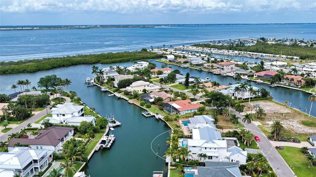 711 OLD COMPASS ROAD, Longboat Key, FL 34228