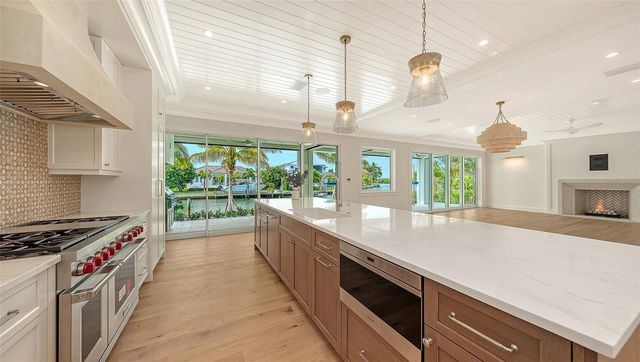 711 OLD COMPASS ROAD, Longboat Key, FL 34228
