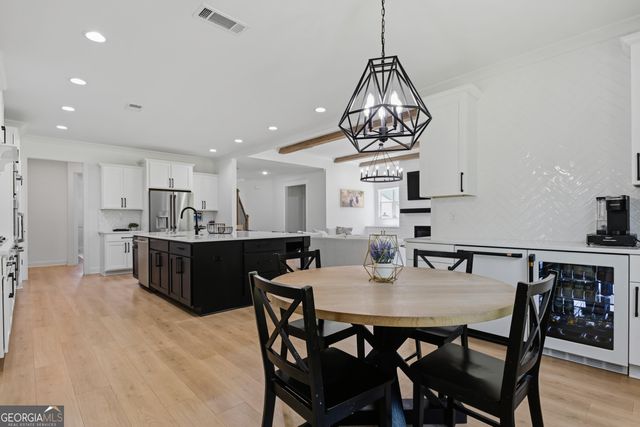 1174 Julian Way, Hoschton, GA 30548