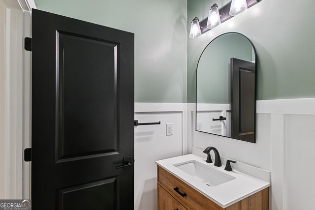 1174 Julian Way, Hoschton, GA 30548