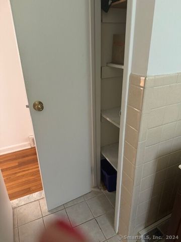 655 West Avenue Back, Milford, CT 06461