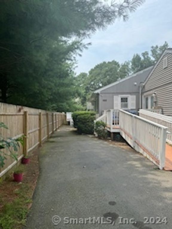 655 West Avenue Back, Milford, CT 06461