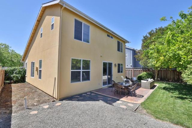 887 Martiri Drive, Gilroy, CA 95020