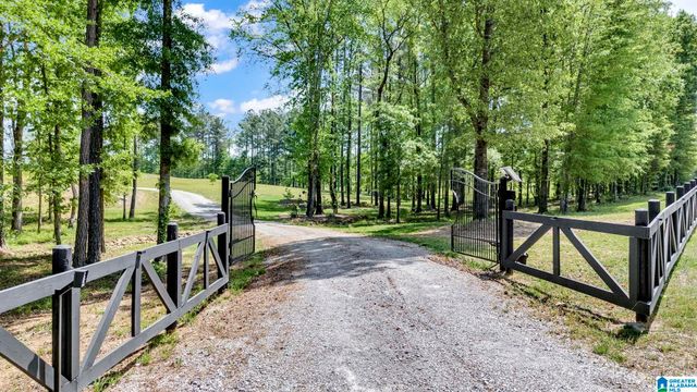 1376 JOINERTOWN ROAD, Columbiana, AL 35051