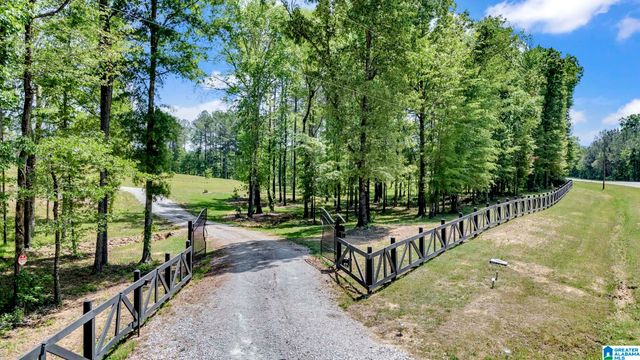 1376 JOINERTOWN ROAD, Columbiana, AL 35051