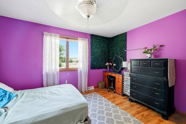 128 Swan Ave, Ludlow, MA 01056