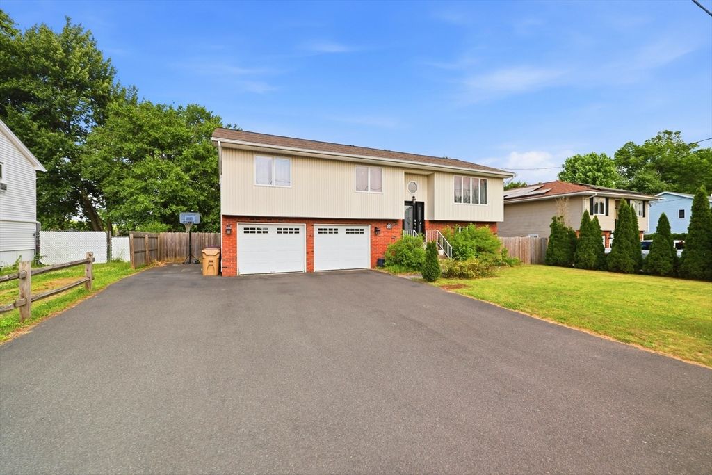 128 Swan Ave, Ludlow, MA 01056