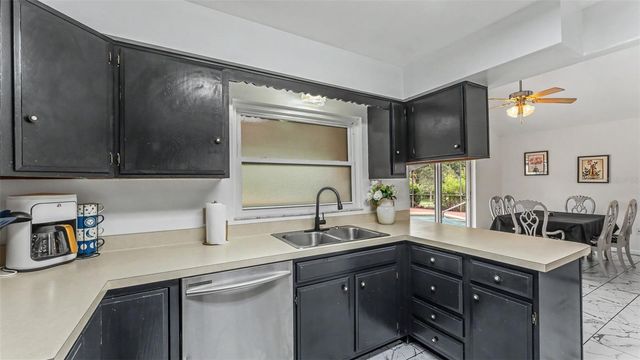 13 SUN AIR BOULEVARD E, Haines City, FL 33844