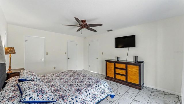 13 SUN AIR BOULEVARD E, Haines City, FL 33844
