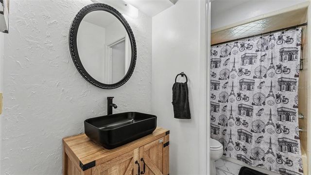 13 SUN AIR BOULEVARD E, Haines City, FL 33844