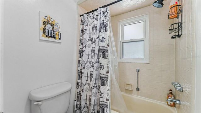 13 SUN AIR BOULEVARD E, Haines City, FL 33844