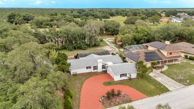 13 SUN AIR BOULEVARD E, Haines City, FL 33844