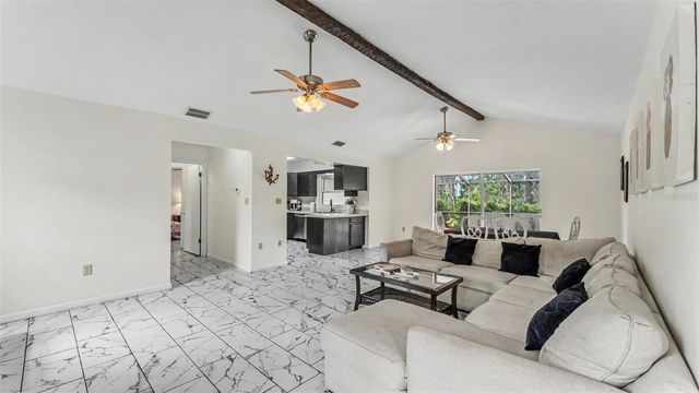 13 SUN AIR BOULEVARD E, Haines City, FL 33844