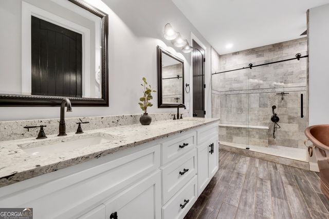 1384 Hopewell Road, Forsyth, GA 31029