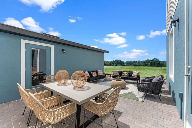 628 EMERALD GROVE DRIVE, Apopka, FL 32703