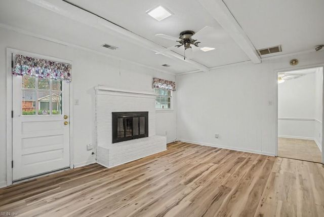 2320 Dunbarton CT, Chesapeake, VA 23325