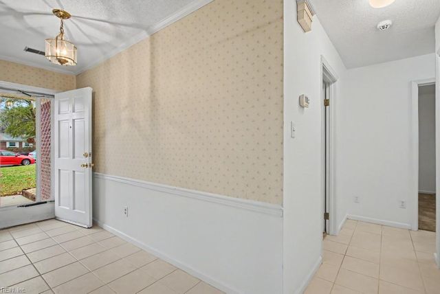 2320 Dunbarton CT, Chesapeake, VA 23325