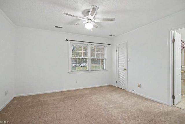 2320 Dunbarton CT, Chesapeake, VA 23325