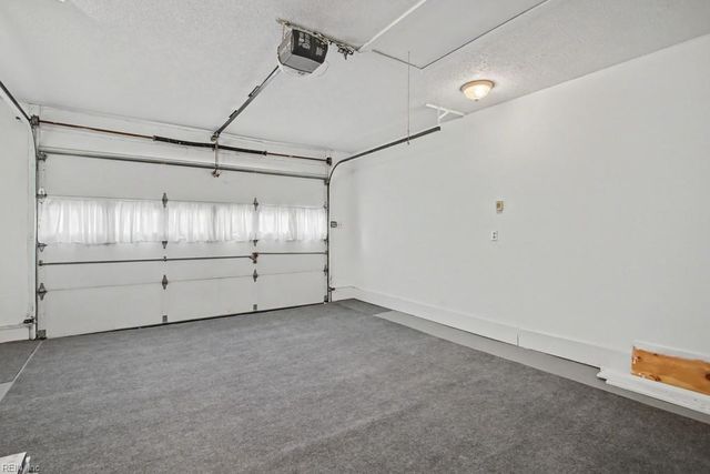 2320 Dunbarton CT, Chesapeake, VA 23325