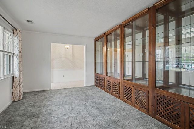 2320 Dunbarton CT, Chesapeake, VA 23325