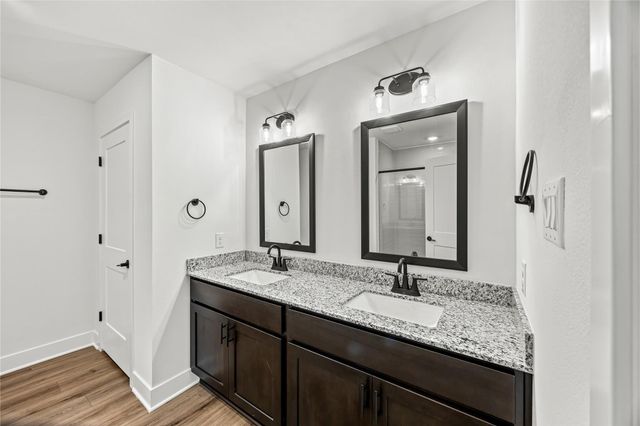 2289 N Post Oak Circle, Dayton, TX 77535