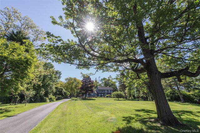 136 Rombout Road, Pleasant Valley, NY 12603