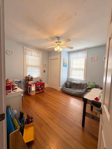 26 Cross St, West Bridgewater, MA 02379