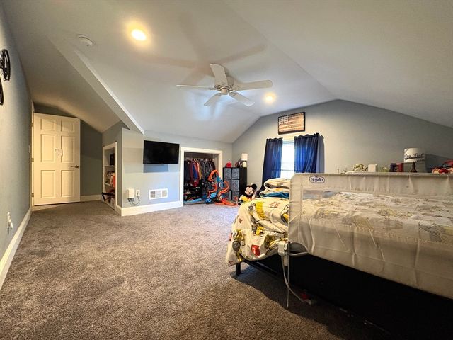 26 Cross St, West Bridgewater, MA 02379