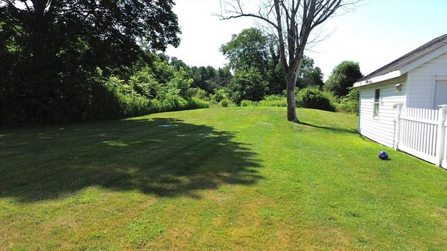 26 Cross St, West Bridgewater, MA 02379