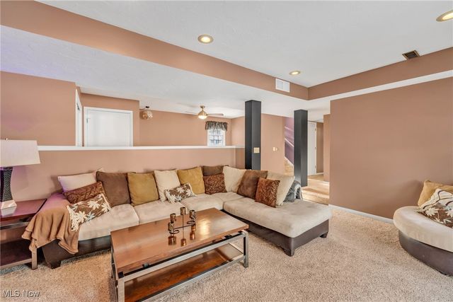 5087 Grafton Road, Brunswick Hills, OH 44212