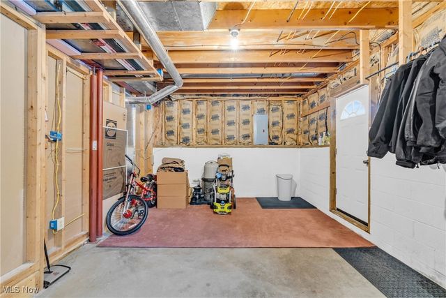 5087 Grafton Road, Brunswick Hills, OH 44212