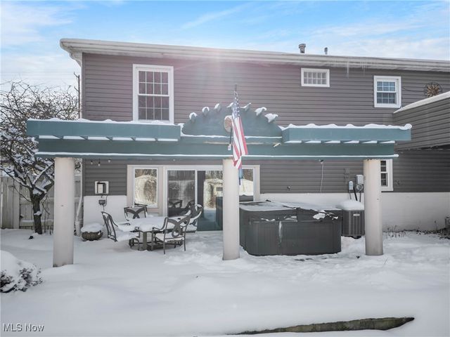 5087 Grafton Road, Brunswick Hills, OH 44212