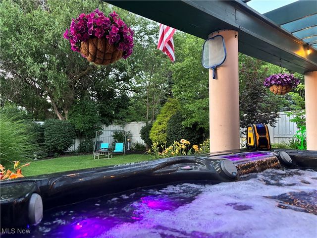 5087 Grafton Road, Brunswick Hills, OH 44212