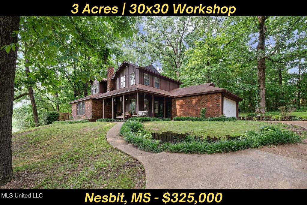 4450 Red Oaks Drive, Nesbit, MS 38651
